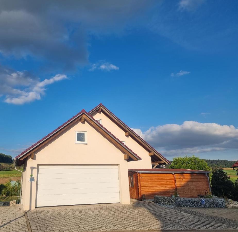 Ferienwohnung Biosphaerenblick Münsingen Dış mekan fotoğraf